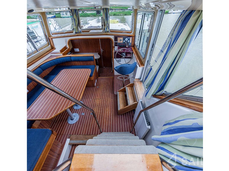 Pénichette 1165 - Yacht Charter Sailica