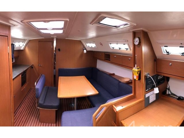 Bavaria Cruiser 40 - Yacht Charter Sailica