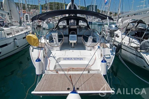 Bavaria 46 Cruiser - Yacht Charter Sailica