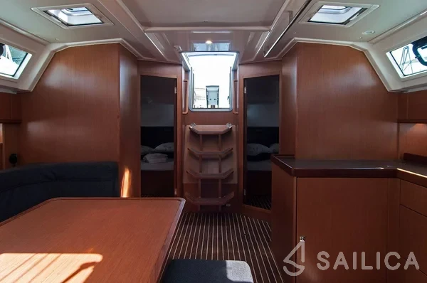 Bavaria 46 Cruiser - Yacht Charter Sailica