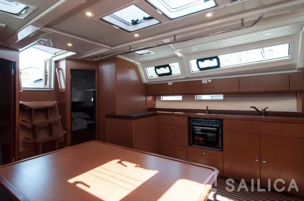 Bavaria 46 Cruiser - Yacht Charter Sailica