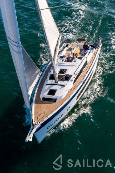 Dufour 37 - Yacht Charter Sailica