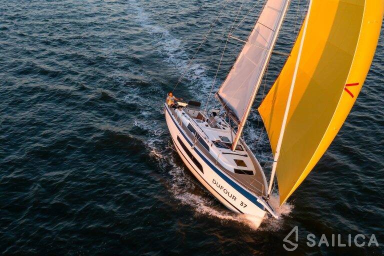Dufour 37 - Yacht Charter Sailica