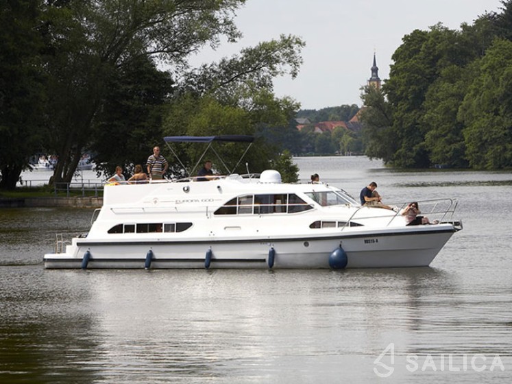 Europa 600 - Yacht Charter Sailica