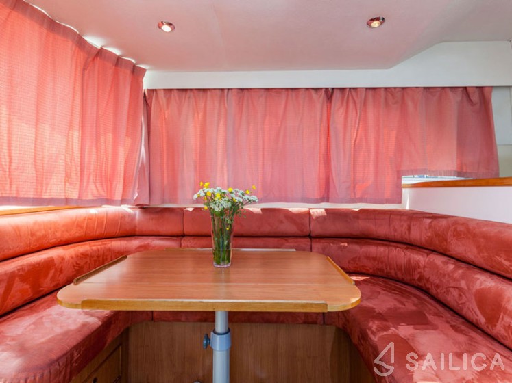 Europa 400 - Yacht Charter Sailica