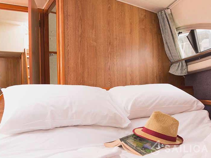 Le Boat Clipper - Yacht Charter Sailica