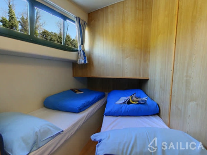 Le Boat Elegance - Yacht Charter Sailica