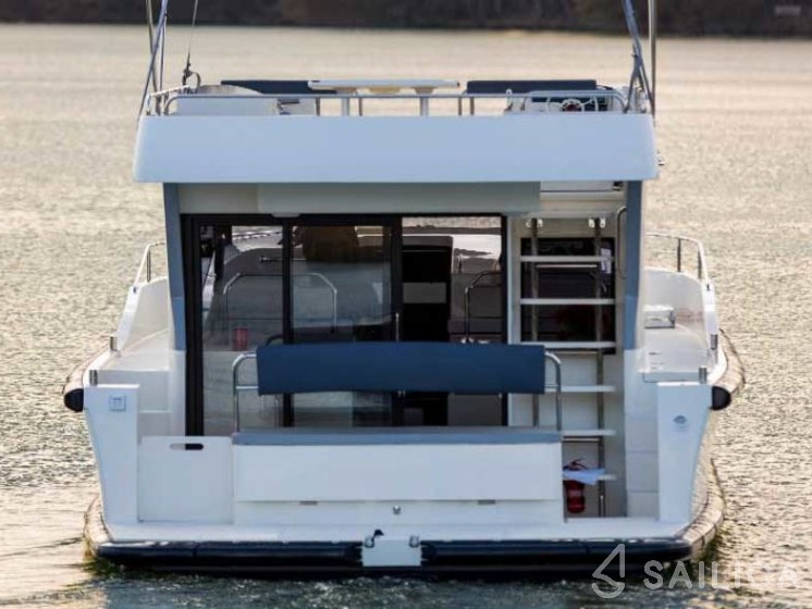 Le Boat Horizon 1 - Yacht Charter Sailica