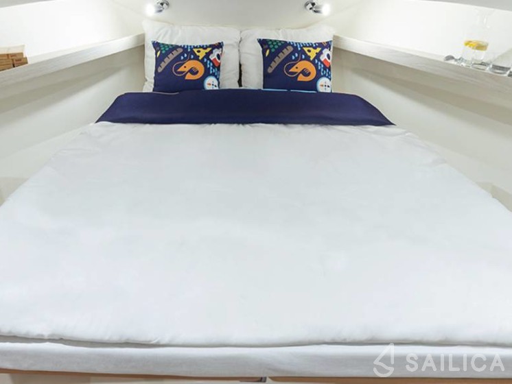 Le Boat Horizon 1 - Yacht Charter Sailica