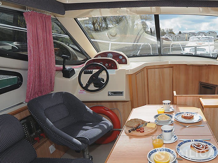 Le Boat Consul - Yacht Charter Sailica