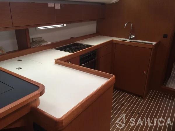 Bavaria 51 Cruiser - Yacht Charter Sailica