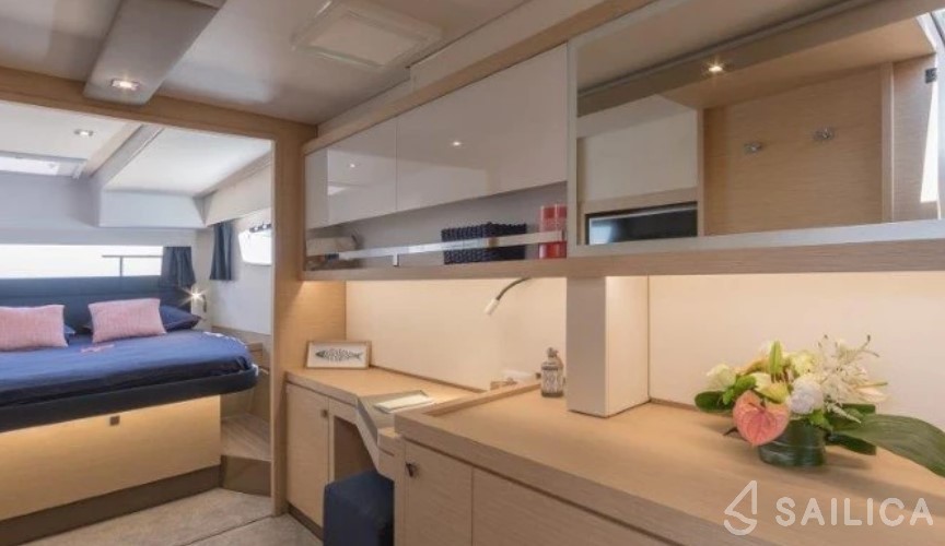 Saona 47 - Yacht Charter Sailica