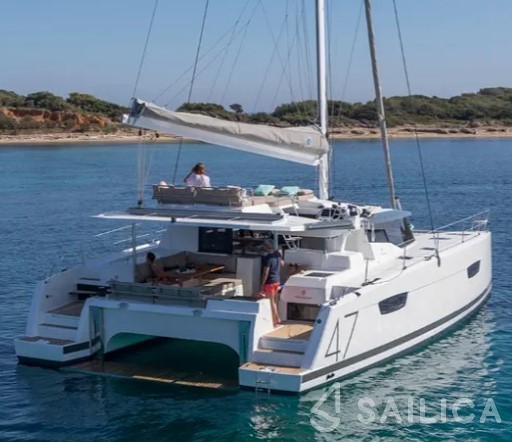 Saona 47 - Yacht Charter Sailica
