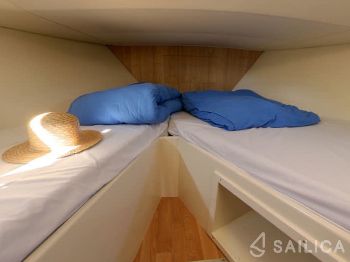 Le Boat Elegance - Yacht Charter Sailica