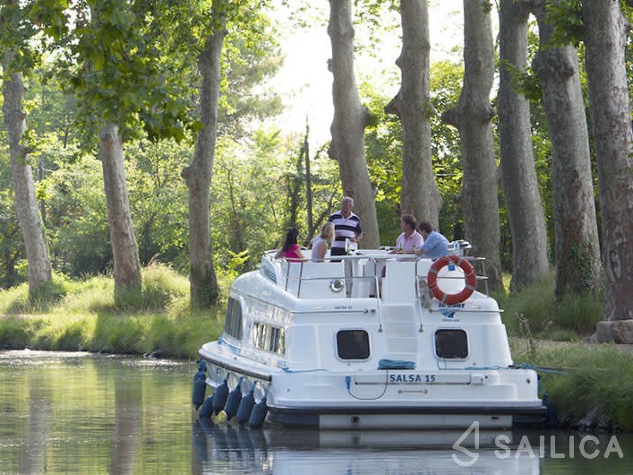 Le Boat Salsa A - Yacht Charter Sailica