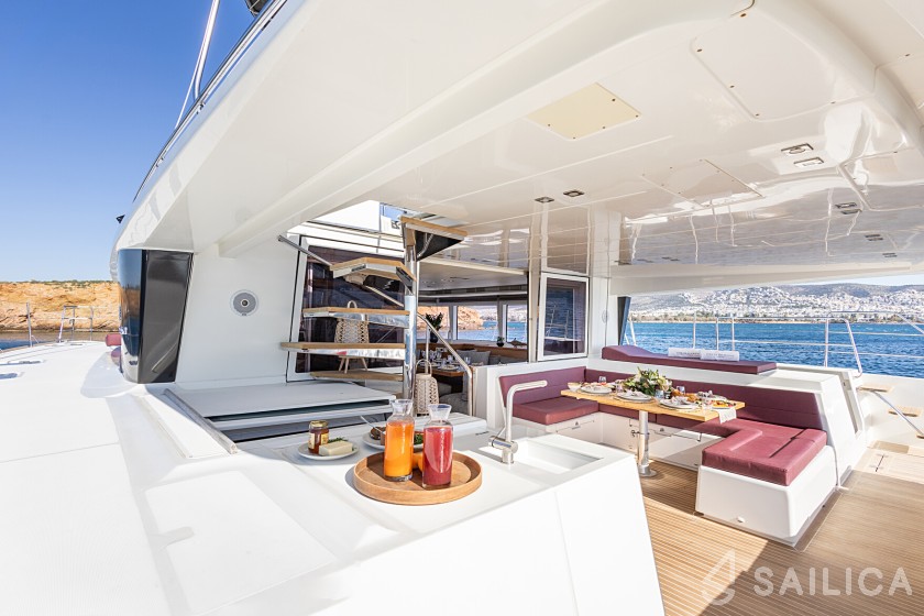 Lagoon 560 - Yacht Charter Sailica