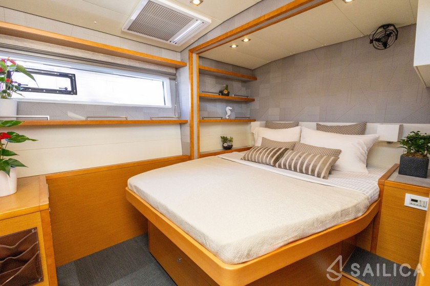 Lagoon 560 - Yacht Charter Sailica