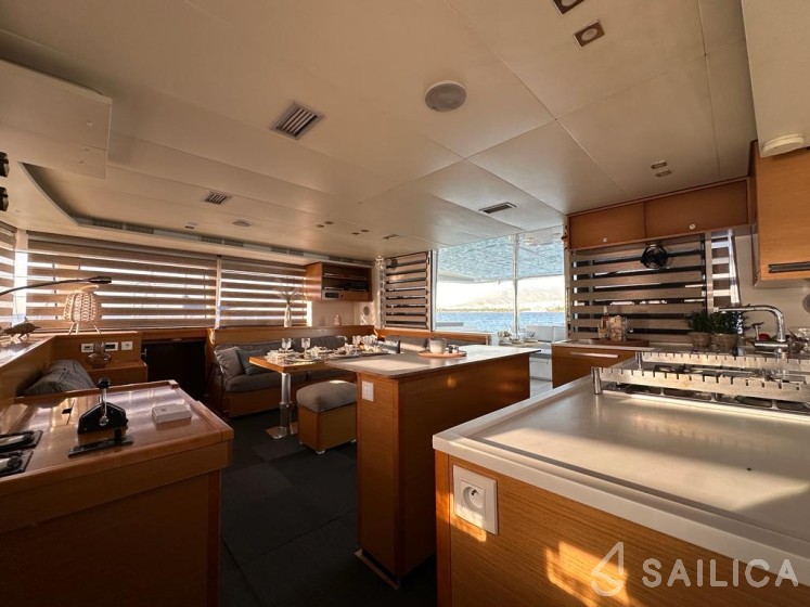 Lagoon 560 - Yacht Charter Sailica