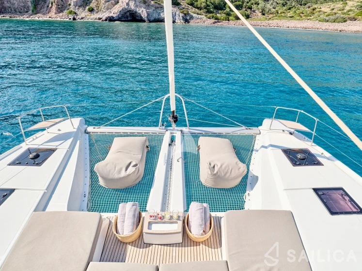 Lagoon 51 - Yacht Charter Sailica