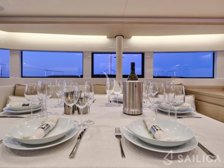 Lagoon 51 - Yacht Charter Sailica