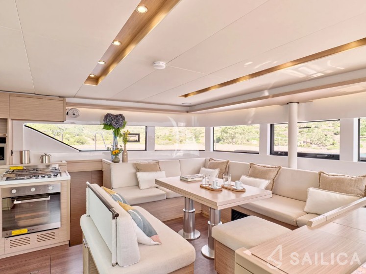 Lagoon 51 - Yacht Charter Sailica