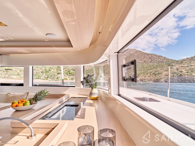 Lagoon 51 - Yacht Charter Sailica