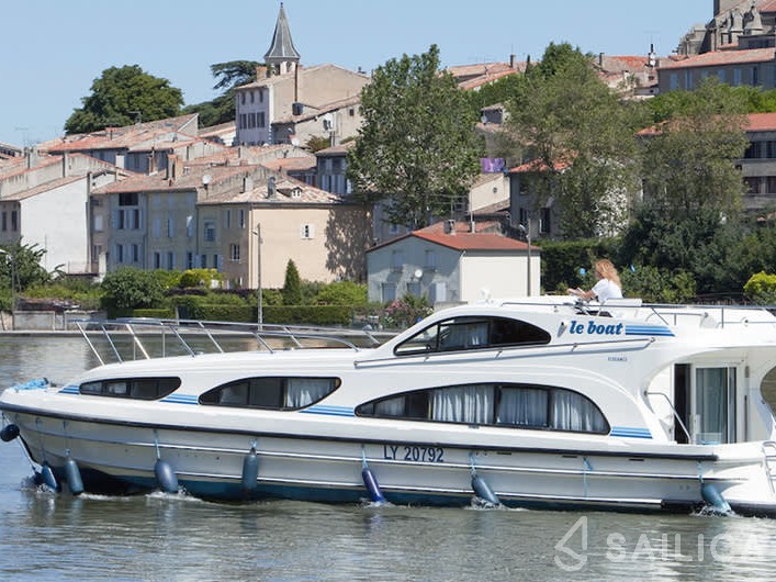 Le Boat Elegance - Yacht Charter Sailica