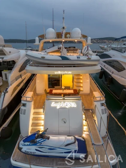 Amer 86 - Yacht Charter Sailica