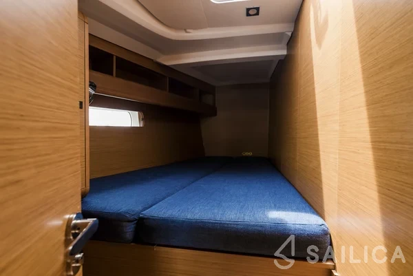 Sun Odyssey 479 - Yacht Charter Sailica