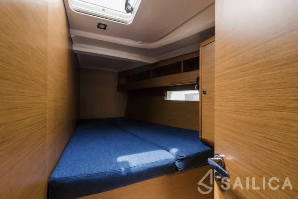 Sun Odyssey 479 - Yacht Charter Sailica