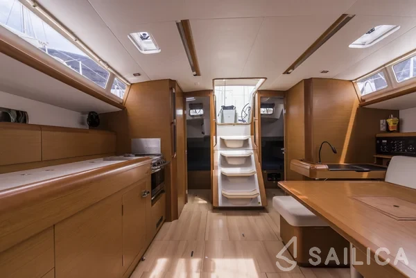 Sun Odyssey 479 - Yacht Charter Sailica