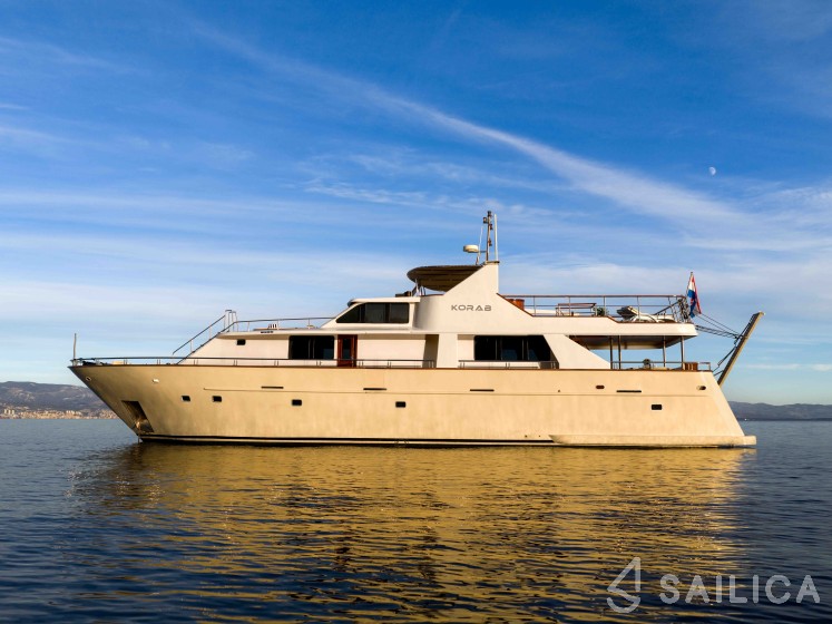 Motoryacht - Yacht Charter Sailica