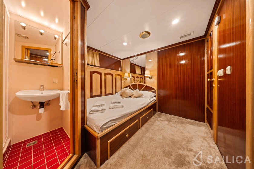 Motoryacht - Yacht Charter Sailica