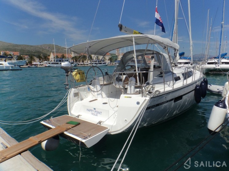 Bavaria Cruiser 37 - Yacht Charter Sailica