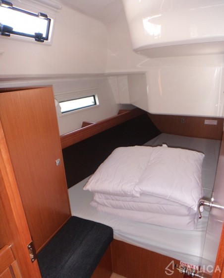 Bavaria Cruiser 37 - Yacht Charter Sailica