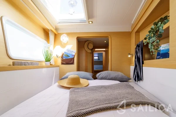Lagoon 39 - Yacht Charter Sailica