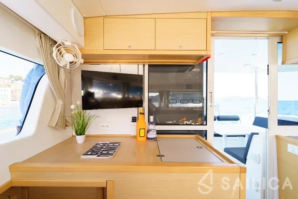 Lagoon 39 - Yacht Charter Sailica