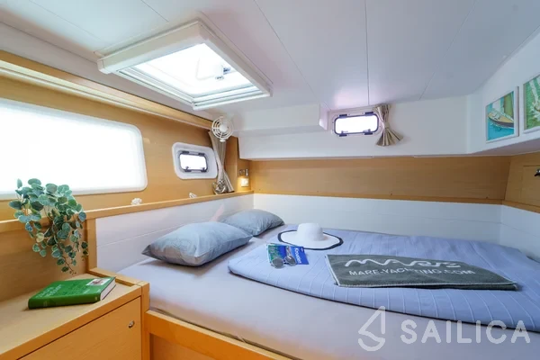 Lagoon 39 - Yacht Charter Sailica
