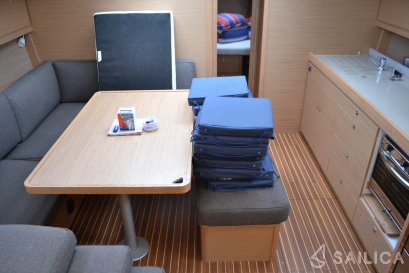 Dufour 460 GL - Yacht Charter Sailica