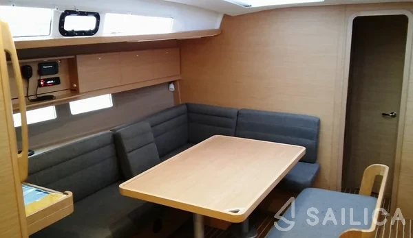 Dufour 460 GL - Yacht Charter Sailica
