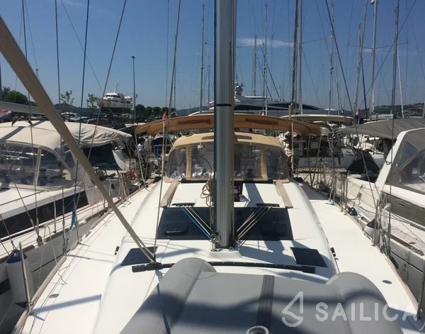 Dufour 460 GL - Yacht Charter Sailica