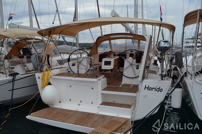 Dufour 460 GL - Yacht Charter Sailica