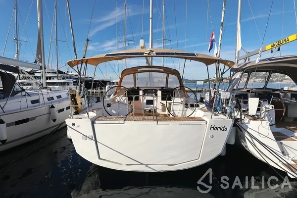 Dufour 460 GL - Yacht Charter Sailica