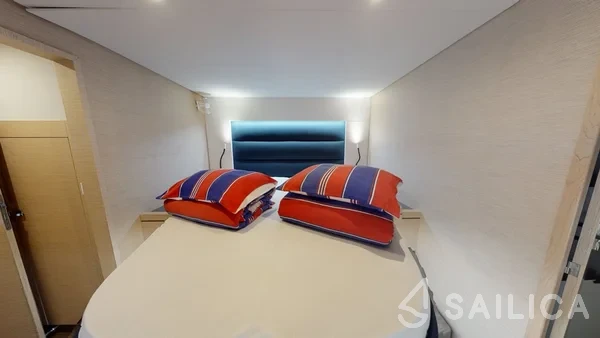 Saona 47 - Yacht Charter Sailica
