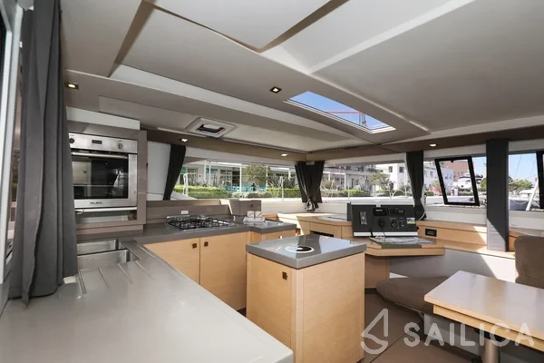 Saona 47 - Yacht Charter Sailica