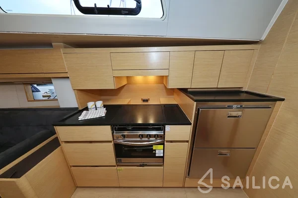 Hanse 548 - Yacht Charter Sailica