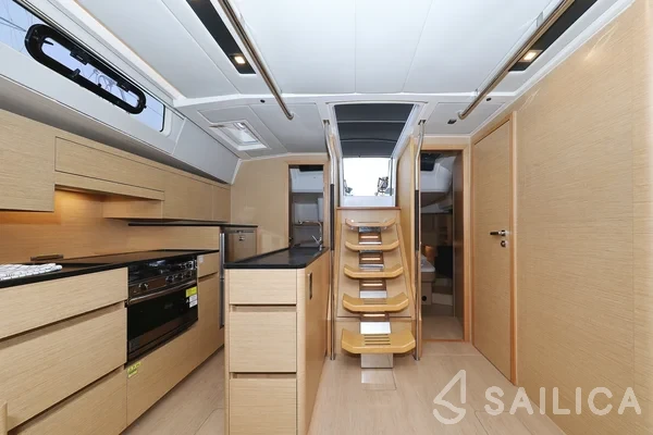 Hanse 548 - Yacht Charter Sailica