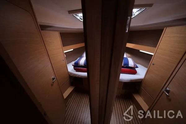 Dufour 460 GL - Yacht Charter Sailica