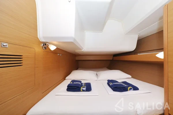 Dufour 460 GL - Yacht Charter Sailica
