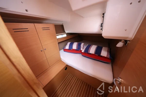 Dufour 460 GL - Yacht Charter Sailica